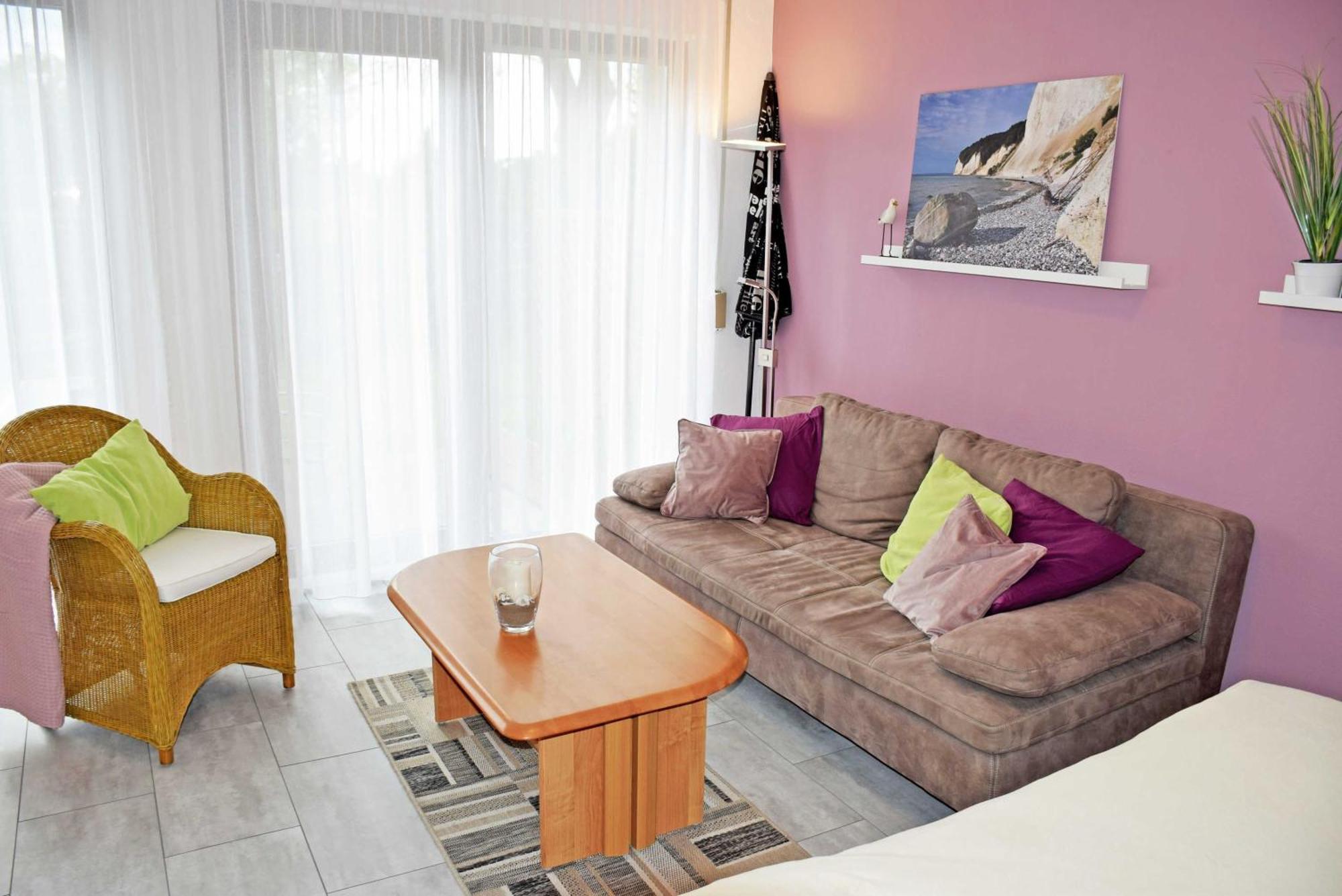 Ferienwohnung Mit Terrasse Gustow  外观 照片